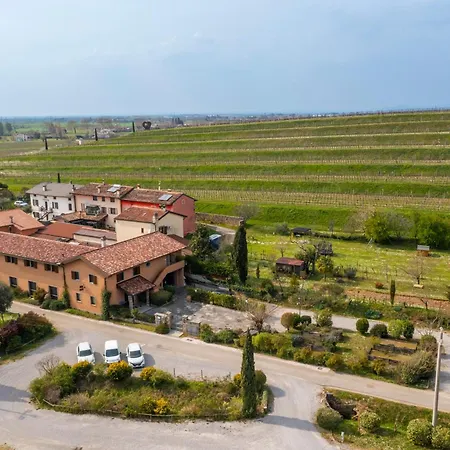 Bastianich بيت ضيافة 3*